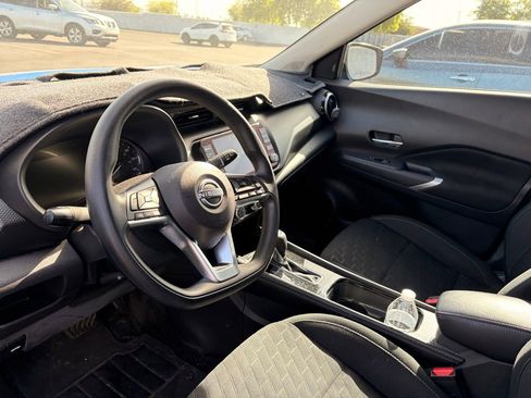 Certified 2024 Nissan Kicks SV FWD image 8