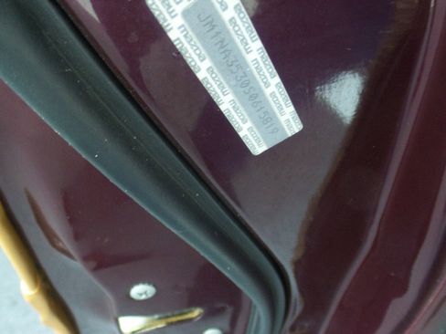 Used 1995 MAZDA MX-5 Miata image 37