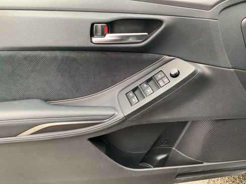 Used 2019 Toyota Avalon XSE image 11