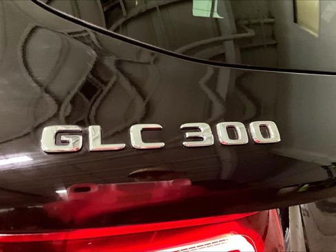 Used 2020 Mercedes-Benz GLC 300 4MATIC image 10