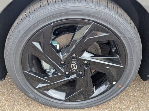 New 2026 Hyundai Elantra Sport w/ Cargo Package image 24