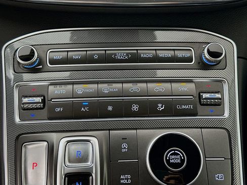 Certified 2023 Hyundai Santa Fe SEL image 16