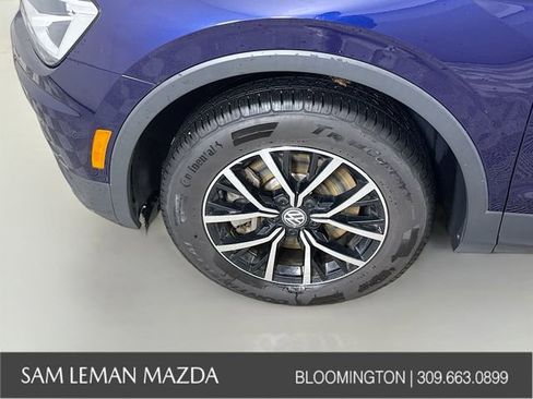 Used 2021 Volkswagen Tiguan SE image 29