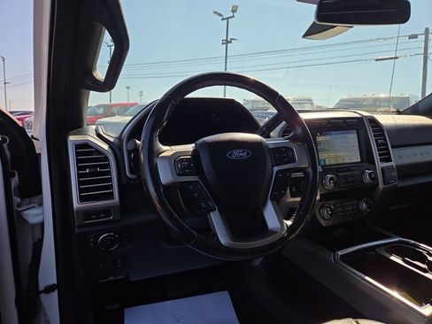 Used 2019 Ford F250 Platinum w/ Platinum Ultimate Package AWD/4WD image 8
