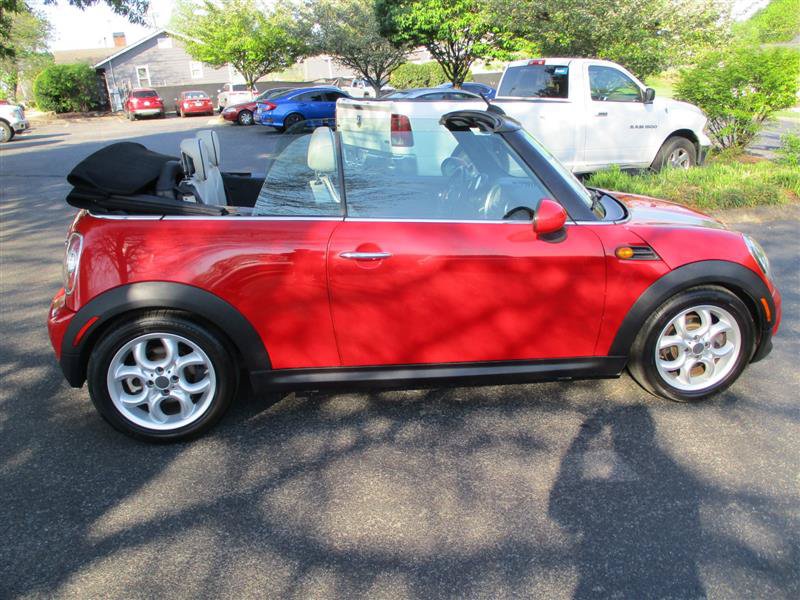 Used 2013 MINI Cooper Convertible FWD image 8