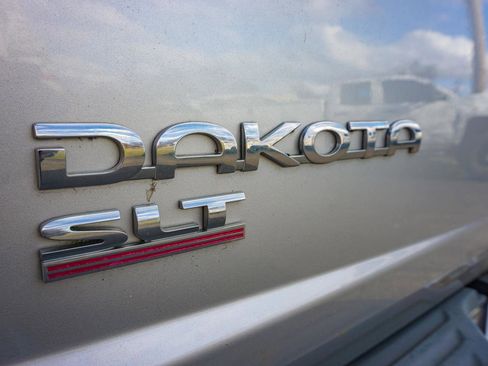Used 2005 Dodge Dakota ST AWD/4WD image 9