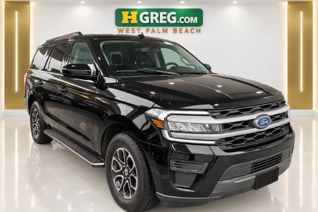 Used 2022 Ford Expedition XLT RWD image 4
