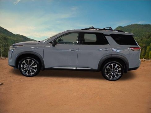 New 2026 Nissan Pathfinder Platinum w/ Cargo Package image 2