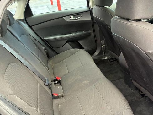 Used 2019 Kia Forte LXS image 15