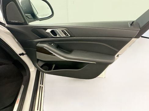 Used 2024 BMW X5 xDrive40i AWD/4WD image 33