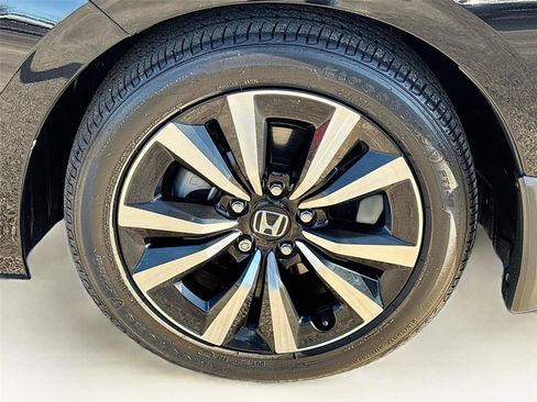 Used 2024 Honda Civic EX image 34