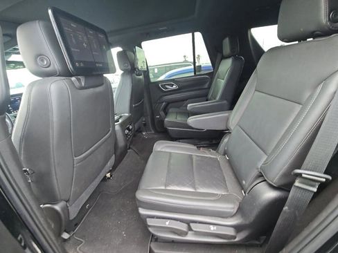 Used 2021 Chevrolet Tahoe Z71 w/ Z71 Off-Road Package AWD/4WD image 4