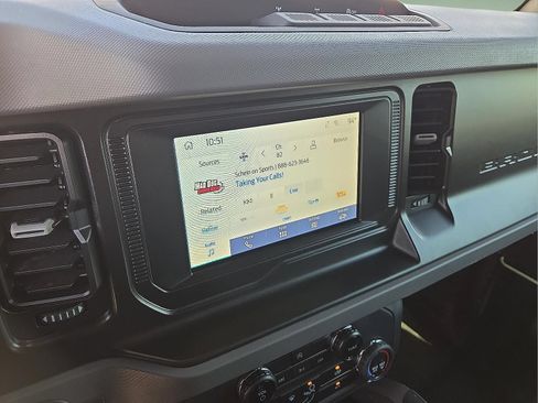 Used 2022 Ford Bronco Big Bend w/ Sasquatch Package AWD/4WD image 7