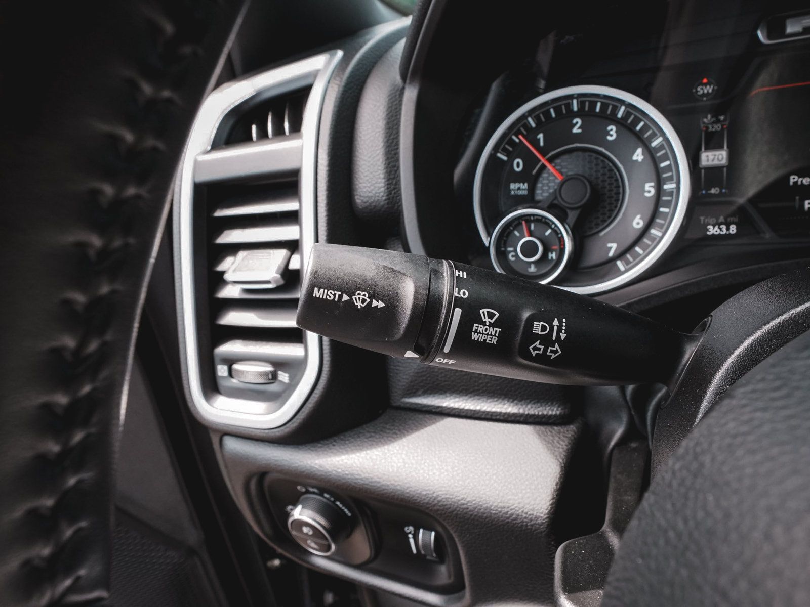 Used 2023 RAM 1500 Big Horn AWD/4WD image 22