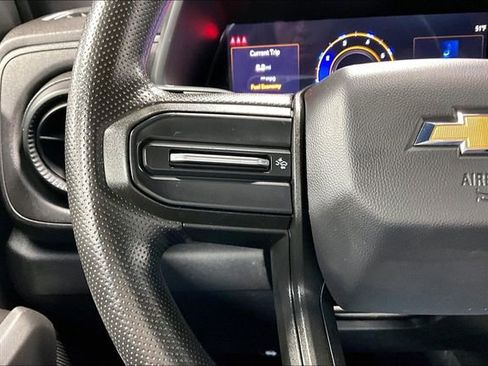 Used 2024 Chevrolet Colorado W/T image 11