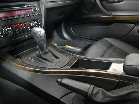 Used 2011 BMW 328i xDrive Coupe AWD/4WD image 27