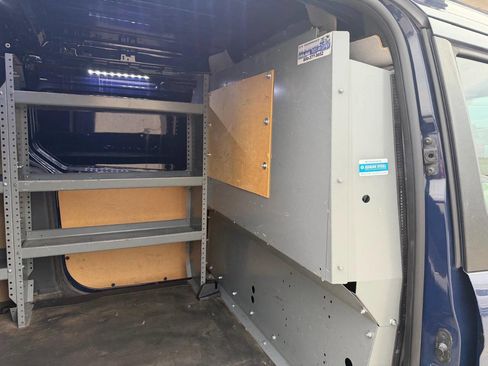 Used 2015 Ford Transit Connect XL FWD image 20