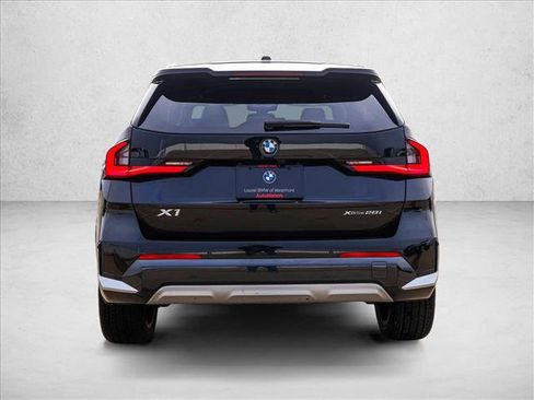Used 2023 BMW X1 xDrive28i w/ Premium Package image 6