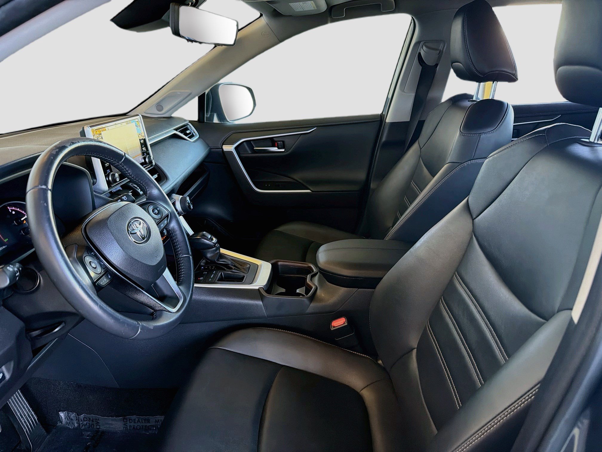 Used 2021 Toyota RAV4 Limited w/ Carpet Mat Package (TMS) FWD image 10