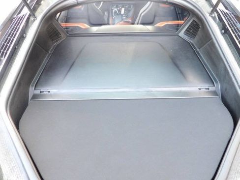 Used 2019 BMW i8 Coupe image 32