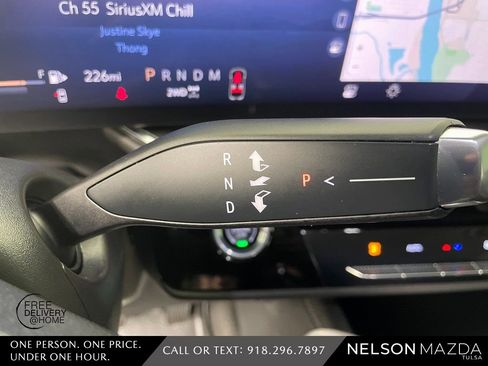 Used 2024 Buick Envision Preferred image 32