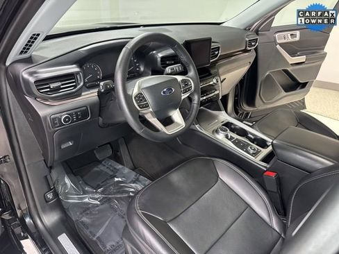 Used 2024 Ford Explorer Limited w/ Equipment Group 301A image 14