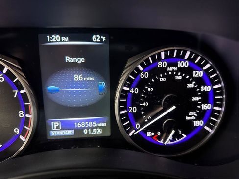 Used 2014 INFINITI Q50 AWD w/ Moonroof Package image 15