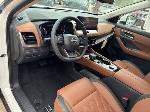 New 2026 Nissan Rogue Platinum AWD/4WD image 9