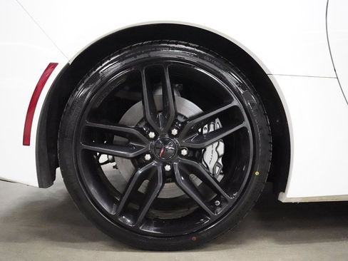 Used 2019 Chevrolet Corvette Stingray Convertible w/ 2LT Preferred Equipment Group RWD image 30