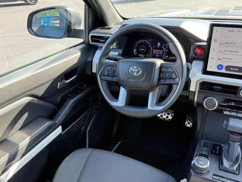 Used 2024 Toyota Tacoma TRD Sport AWD/4WD image 11