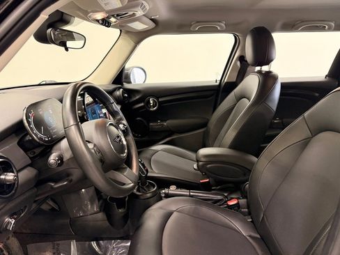 Used 2022 MINI Cooper 4-Door Hardtop w/ Storage Package FWD image 12