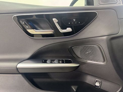 Certified 2025 Mercedes-Benz C 300 4MATIC Sedan image 6