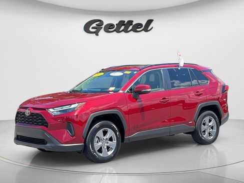 Used 2025 Toyota RAV4 XLE w/ Convenience Package AWD/4WD image 1