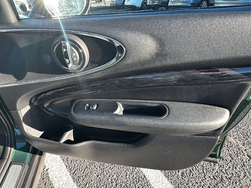 Used 2017 MINI Cooper Clubman ALL4 image 18