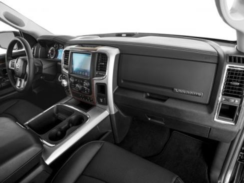 Used 2017 RAM 1500 Laramie w/ Convenience Group image 19