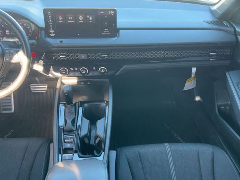 Used 2024 Honda Accord Sport image 26
