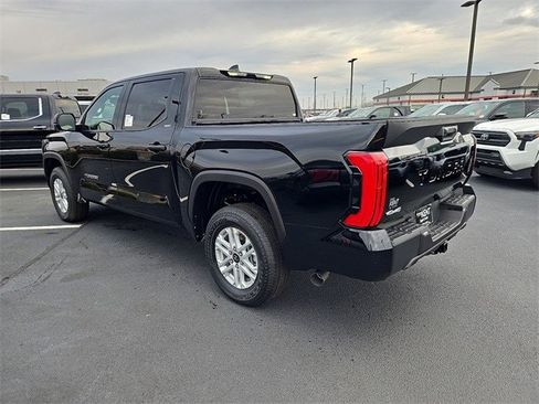 New 2026 Toyota Tundra SR5 image 7