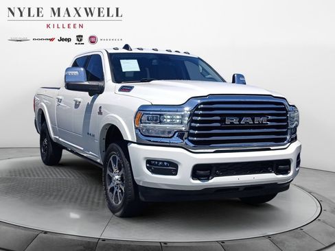 Used 2023 RAM 2500 Limited AWD/4WD image 2