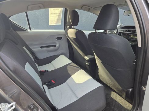 Used 2013 Toyota Prius C Two image 9