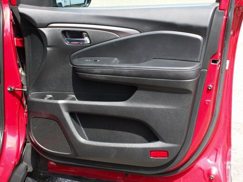 Used 2021 Honda Ridgeline Sport image 37