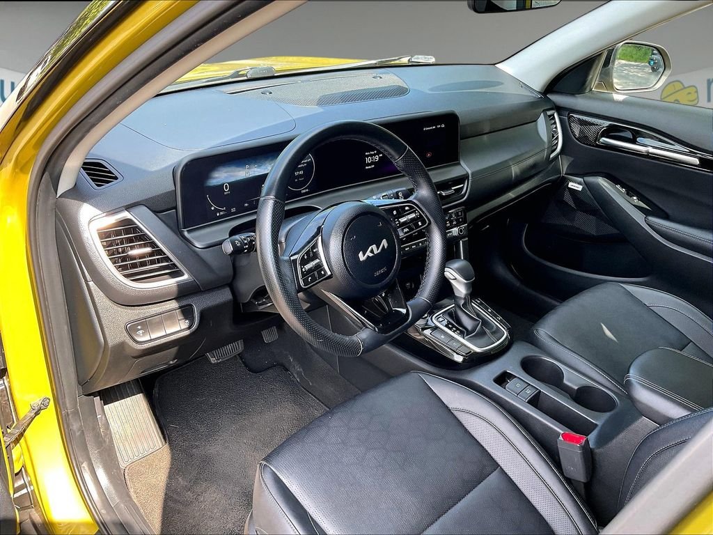 Used 2024 Kia Seltos SX AWD/4WD image 8
