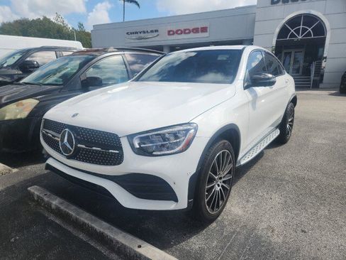 Used 2022 Mercedes-Benz GLC 300 4MATIC Coupe image 5