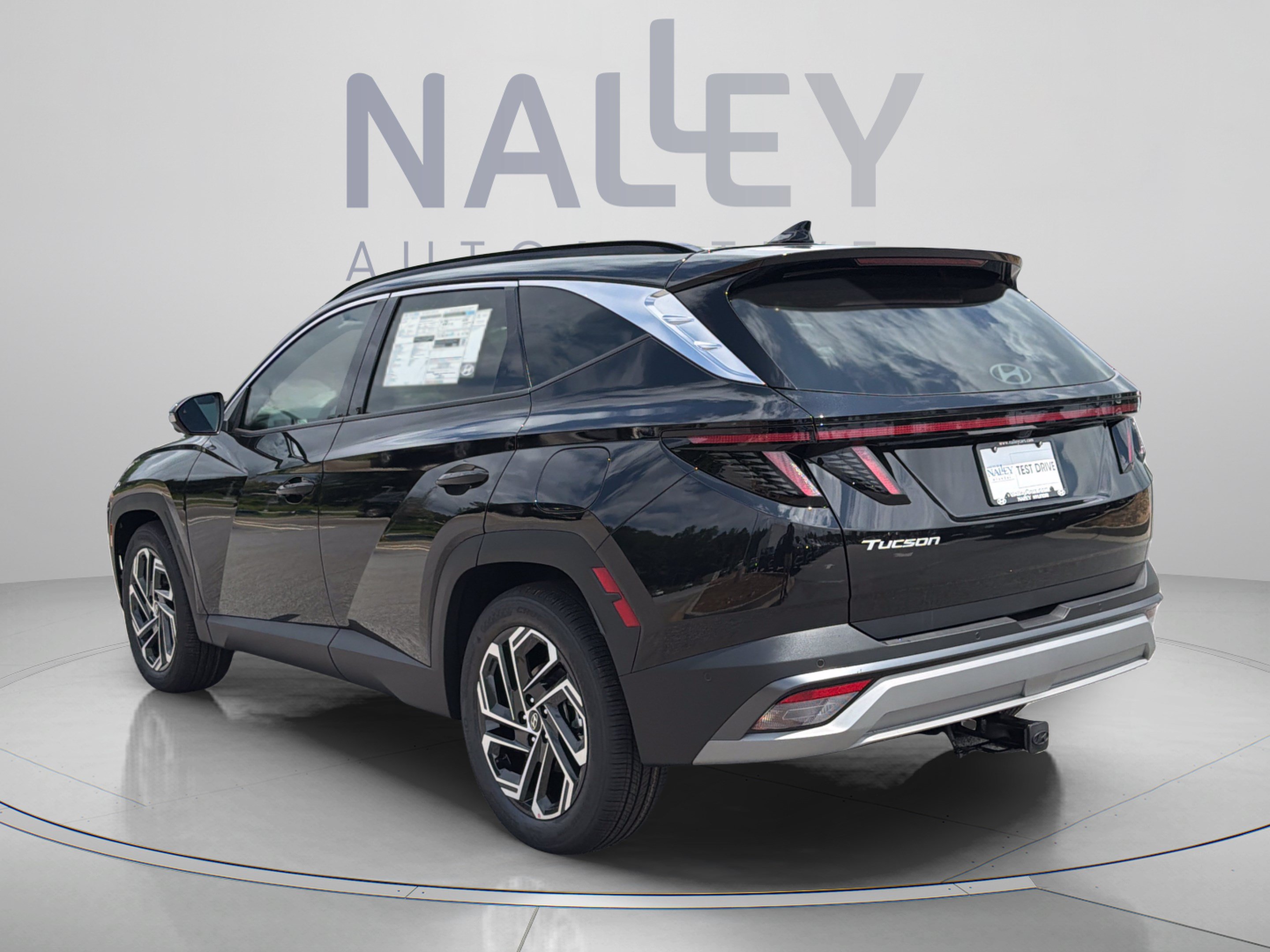 New 2026 Hyundai Tucson Limited FWD image 3