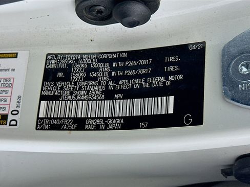 Used 2021 Toyota 4Runner SR5 image 12