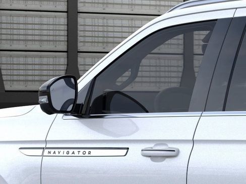 New 2026 Lincoln Navigator Reserve image 20