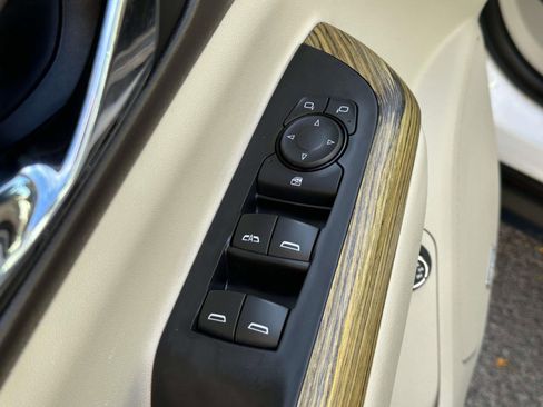 Used 2017 GMC Acadia Denali w/ Technology Package image 20