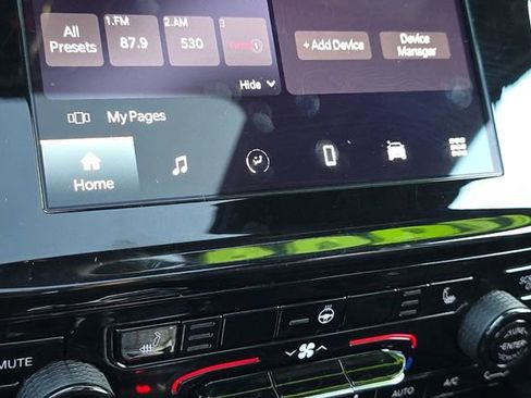 Used 2024 Jeep Grand Cherokee L Altitude image 31