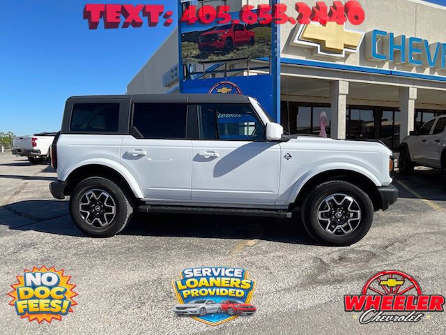 Used 2023 Ford Bronco Outer Banks AWD/4WD image 2