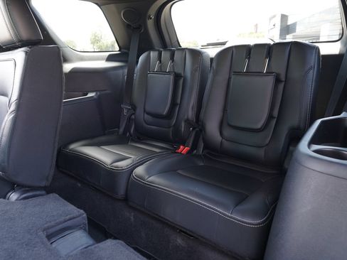 Used 2017 Ford Explorer Limited AWD/4WD image 21