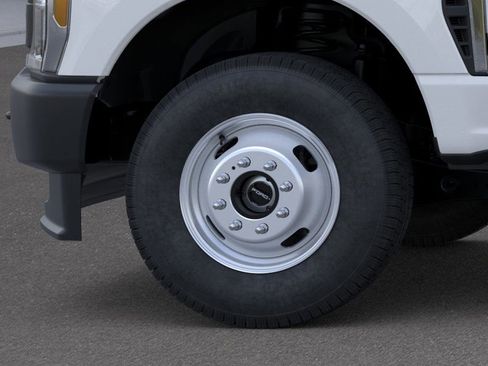 New 2025 Ford F350 XL image 19